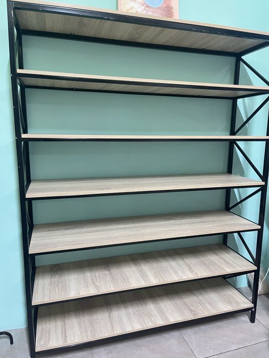 Продается торговое оборудование.