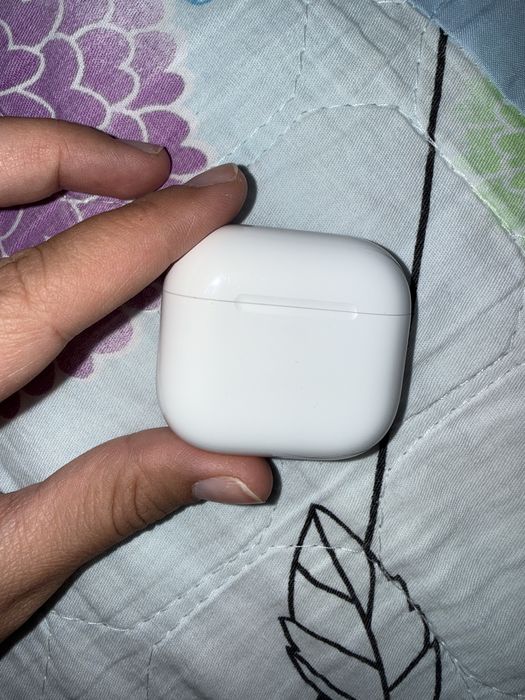 Airpods 4, левый , оригинал 100 %
