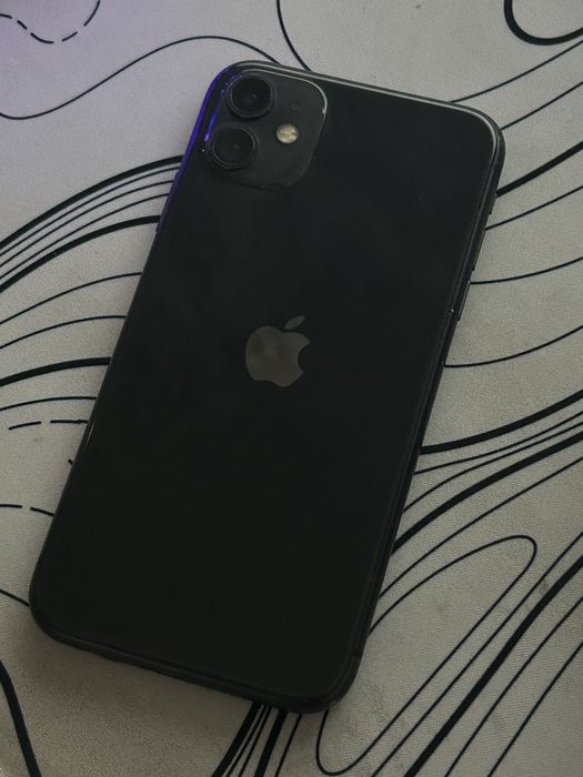 Iphone 11 (Black - 128gb)
