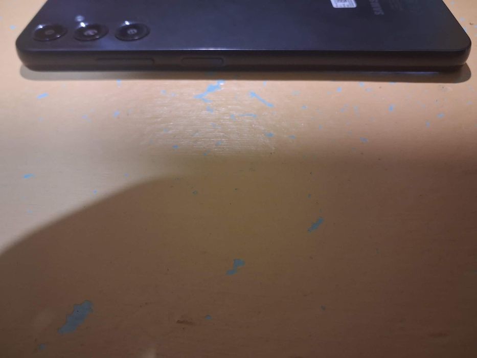 Samsung galaxy A05s във гаранция, изряден  на един месец!