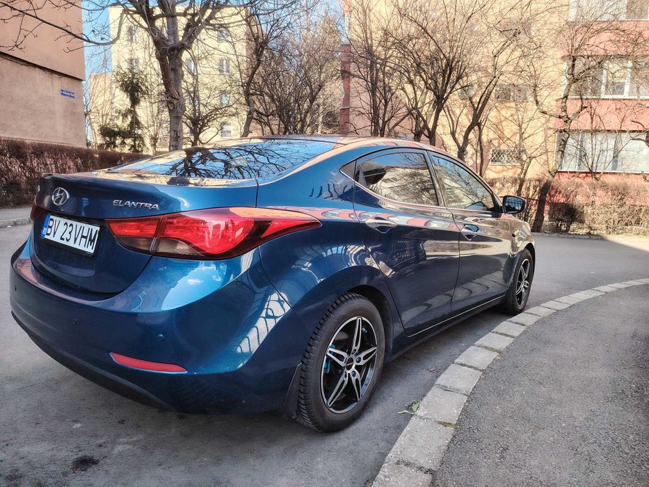 Elantra 1.6 benzină 2015
