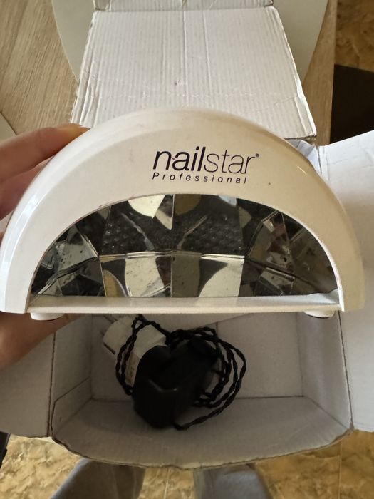 LED Лампа за запичане на гел лак