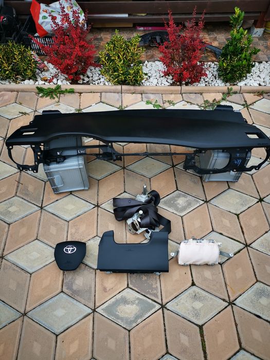 Kit airbag plansa bord centuri Toyota auris