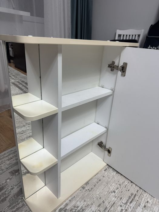 Зеркало настенное