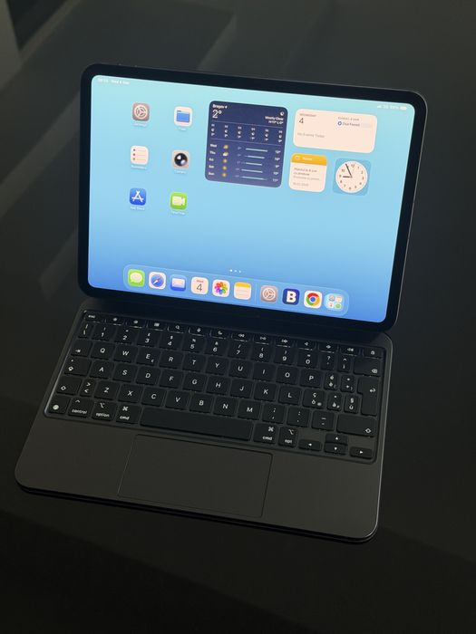 Tableta Apple iPad Pro 11 M4 cellular plus magic keyboard 100% baterie