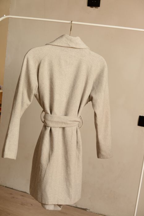 Пальто демисезонное