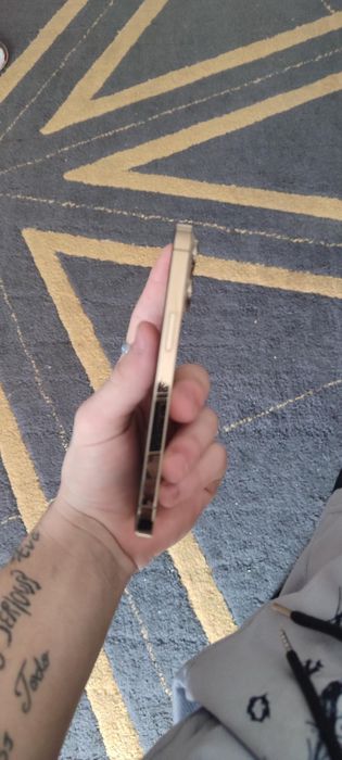 Schimb IPhone 13 Pro gold