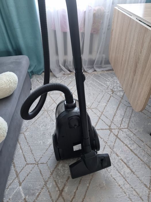 Продам     пылесосы