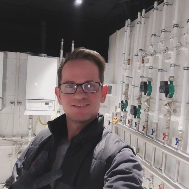 Услуги сантехника!