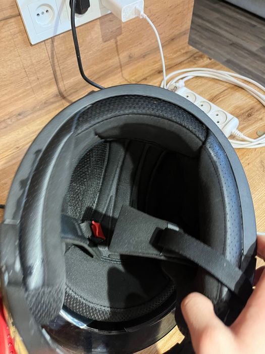 Шлем размер м вроде