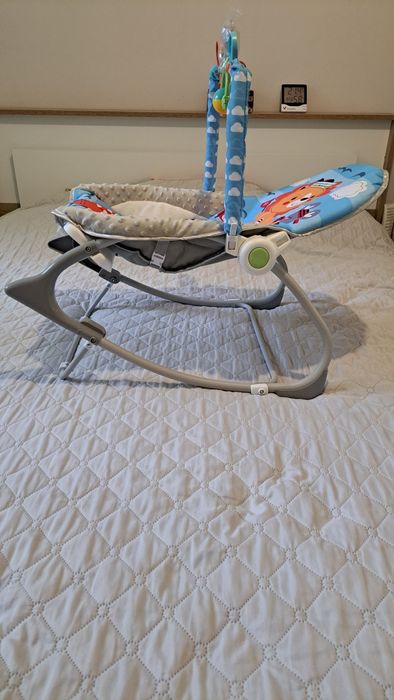 Бебешки шезлонг Chipolino Baby Spa – син, като нов.