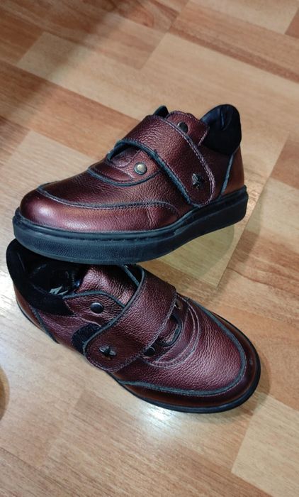 Ghete MC Kinley noi măr.33 Și Marelbo 30