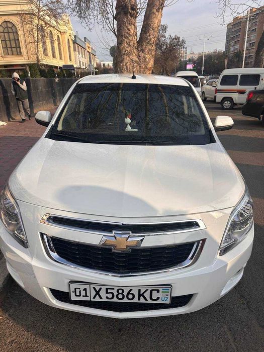 Cobalt 4-позиция сотилади 27 600 км пробег