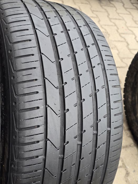 285 35 22 Hankook