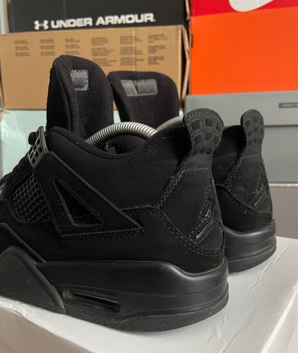 Jordan 4 black cat