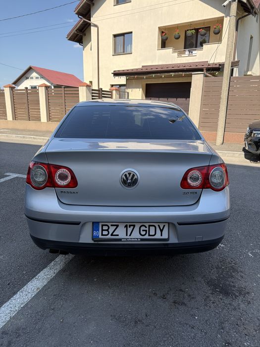 VW Passat B6 2.0 TDI BMP | CarPlay | Propietar unic