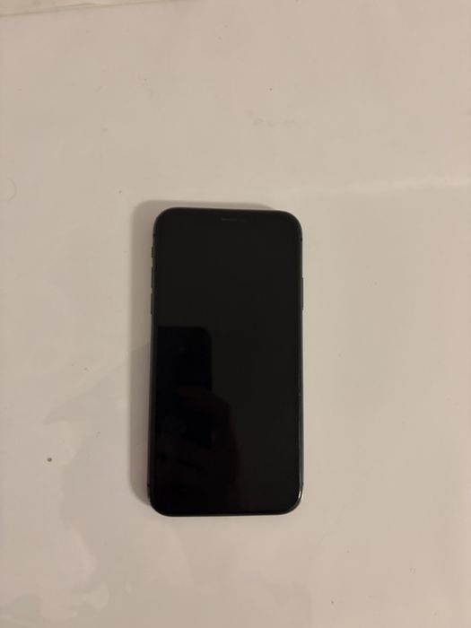 iPhone11 телфон
