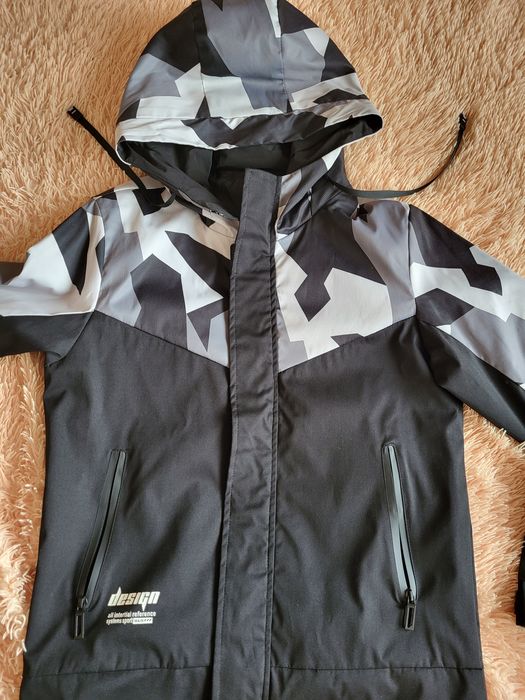 Продам новую ветровку