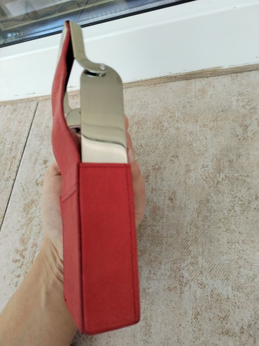 Нова табакера от естествена кожа Pelle Studio