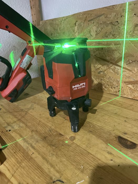 Hilti bx3L + laser pm40 oferta 2300 ron ambele