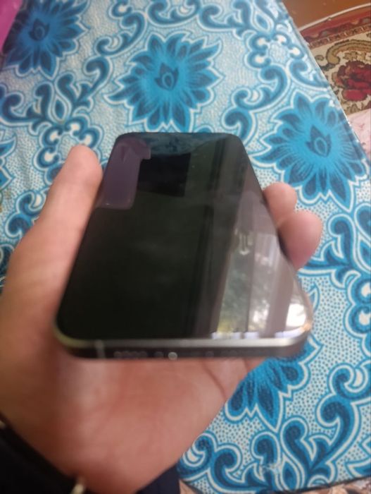 Iphone 15pro max 82yom