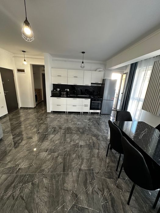 Apartament cu 2 camere de inchiriat