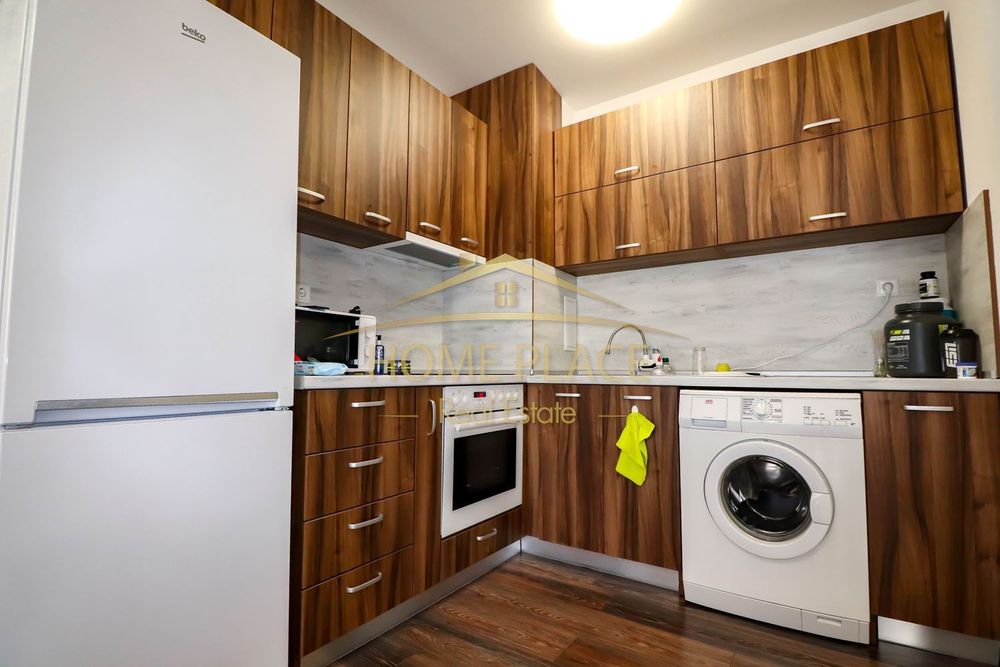 Дава се под наем Двустаен апартамент в Варна, м-т Пчелина - 50 кв.м за 408 € - Снимка #1