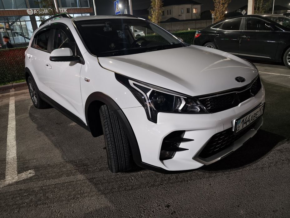 Продам, kia rio x line 2021год