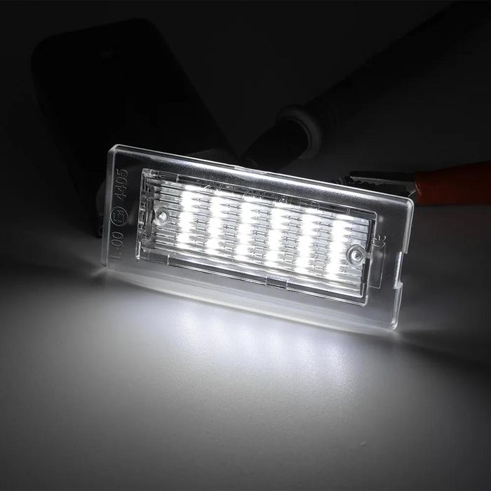 Плафони LED №5065-3 за регистрационен номер BMW X3 E X5 E