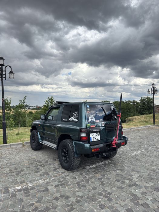 Mitsubishi pajero 2.5 - Turbo Bmw -
