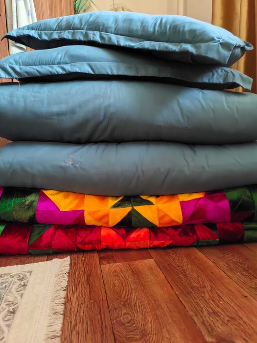 Көрпе жастық төсеніш