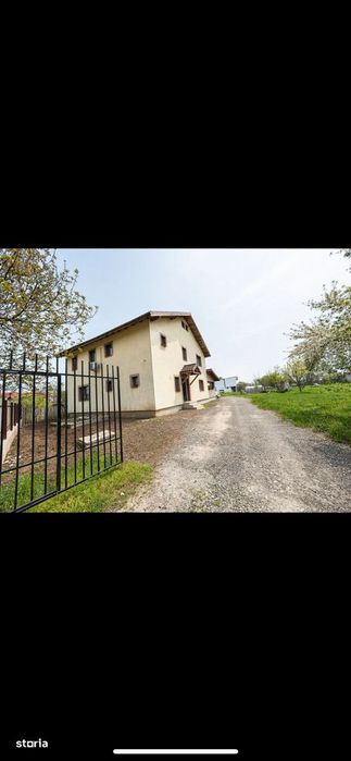 Proprietate exclusivistă lângă lac – spațiu și un stil de viață aparte