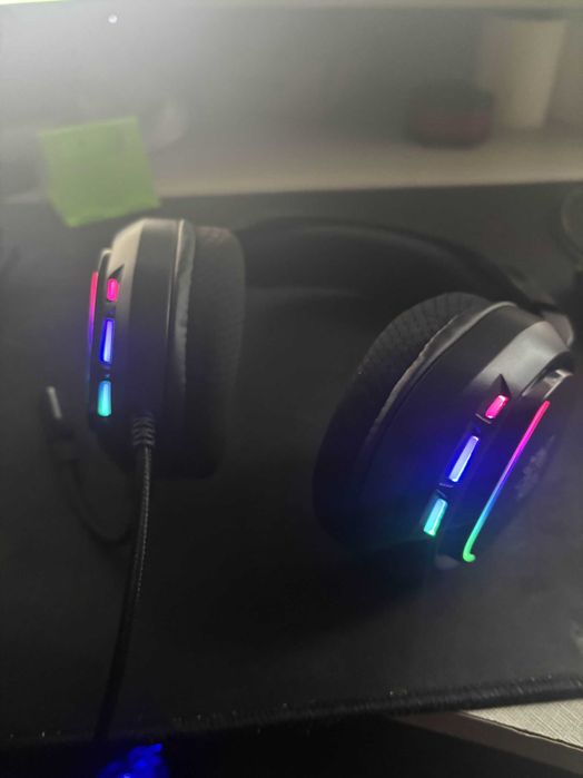 Casti gaming cu fir ONIKUMA X31