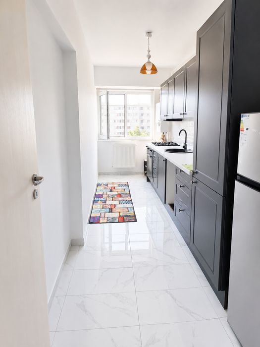 Direct proprietar - inchiriez apartament decomandat (Militari Residence )