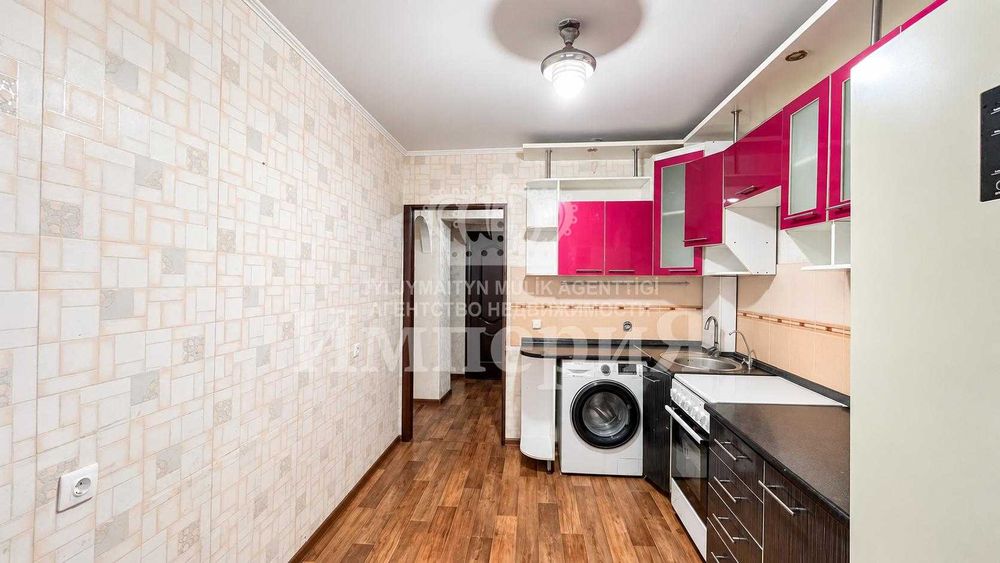 Продается 3х ком. Султан Империя