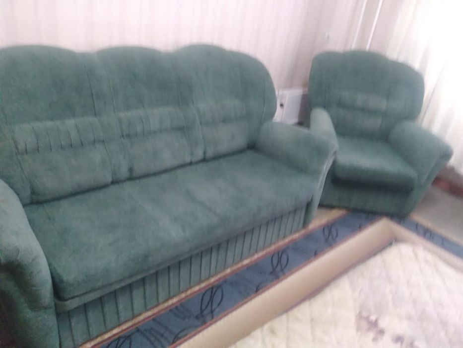 Продам     диван