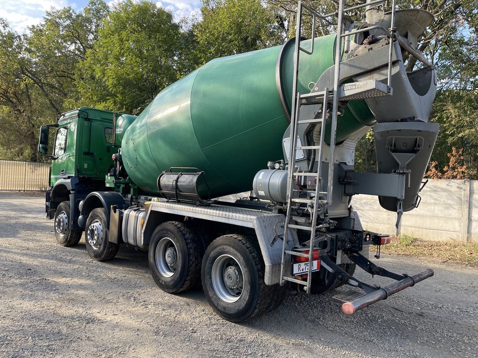 Autobetoniera Mercedes Arocs 3243/Posibilitate leasing