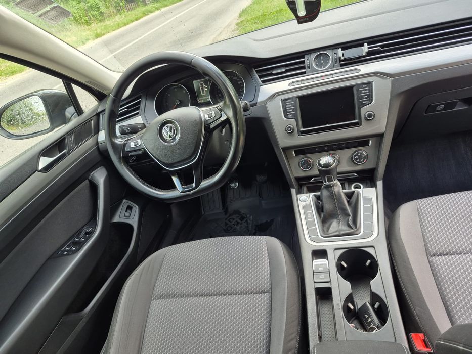 VOLKSWAGEN Passat 2016 — imagine 3