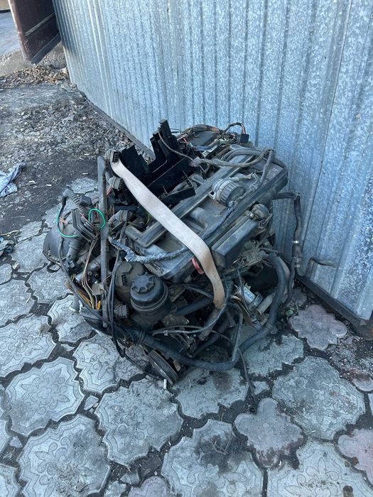 е39 цапфы, стартер,блок абс