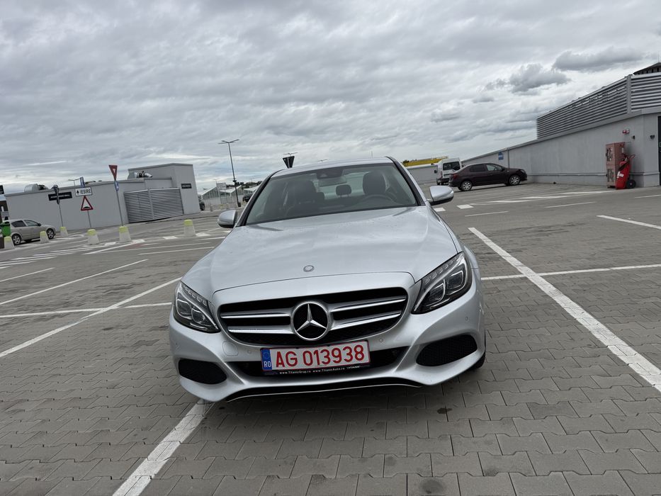 Mercedes-Benz C-Class W205 C220