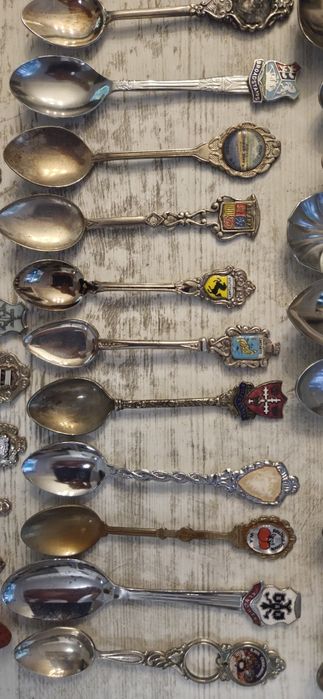 Vand lingurite de colectie deosebite din toata lumea.Vezi 8 poze