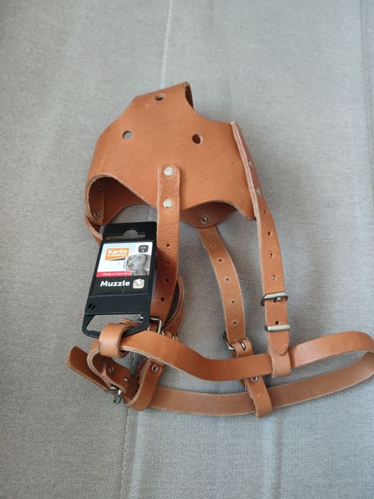 Botnita câine piele naturala Germania talie L