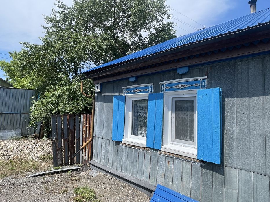 Продаеться дом в Боровом. Рядом озеро