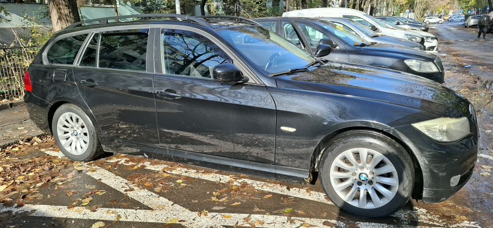 Vând BMW E91 negru