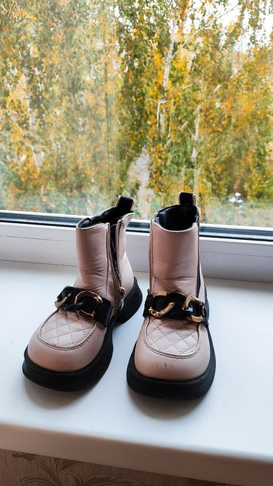 Осенние ботинки на девочку