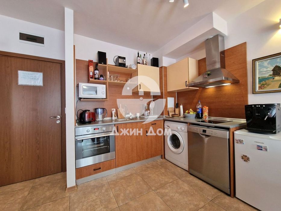 Продава се Двустаен апартамент в к.к. Слънчев бряг - 59 кв.м за 808 €/кв.м - Снимка #3
