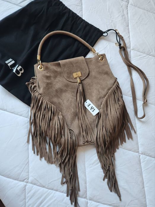 Голяма кожена чанта торба естествен велур кафява camel ресни дръжки