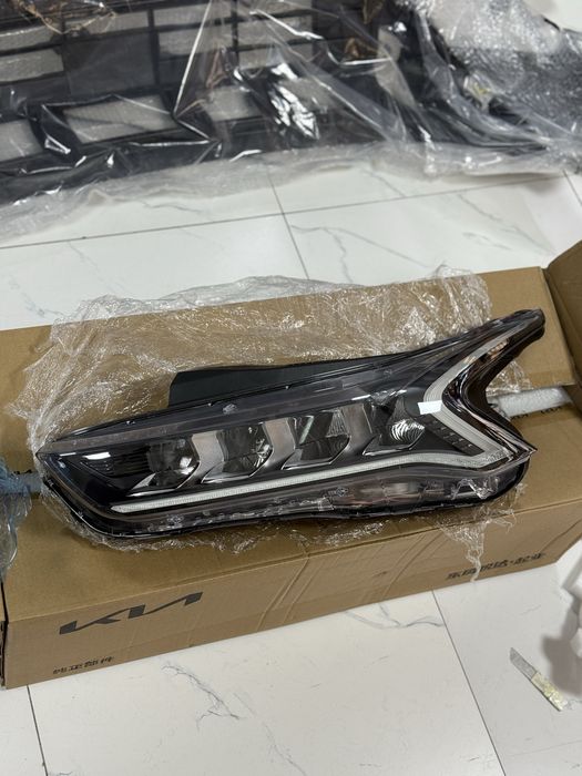 Киа К5 фара передняя