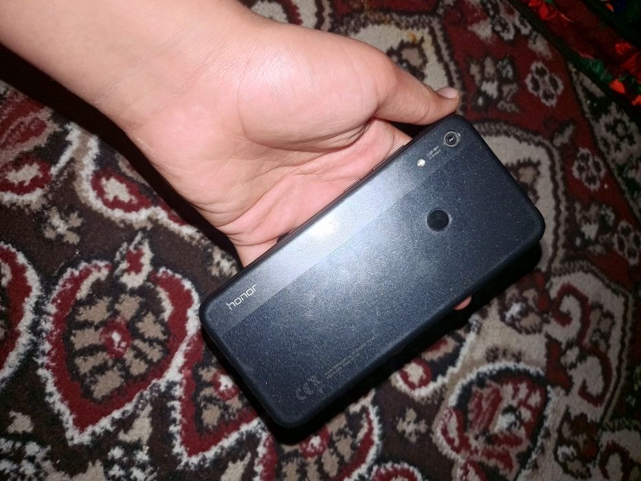 honor 8 a pro ekran dog'i bor