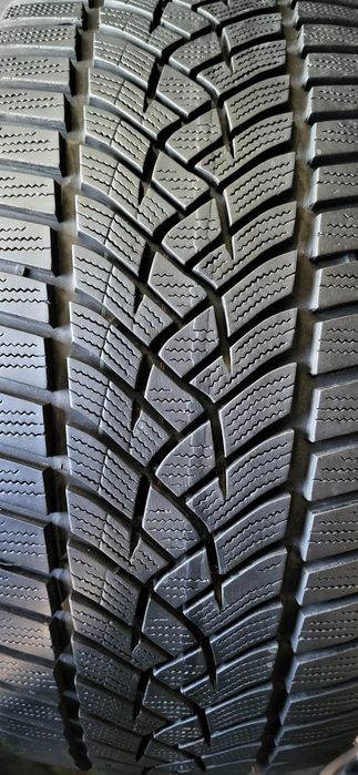 2 anvelope 245 40 18 goodyear ug performance 2018 7mm